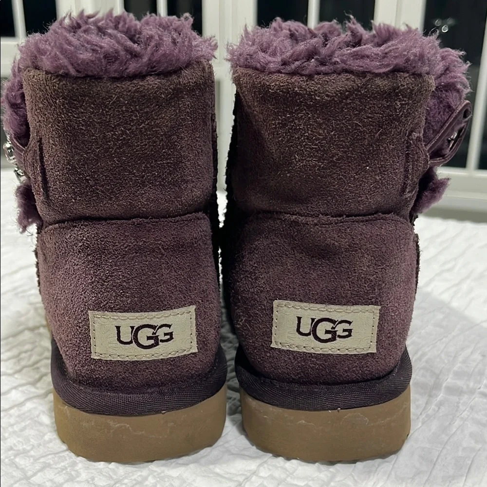 Uggs boots‎ Women's Suede Ankle Boots - Purple Mini Bailey Button Gem Classic